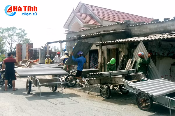 khong duoc loi dung sau bao de tang gia hang hoa