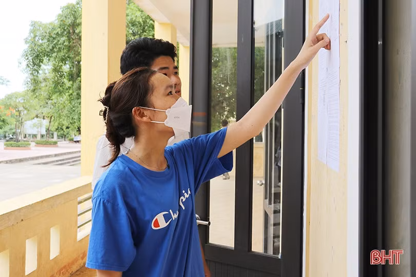 Hôm nay, gần 17.400 thí sinh Hà Tĩnh bắt đầu thi tốt nghiệp THPT 2022