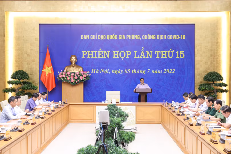 Đẩy mạnh tiêm vaccine, chủ động, sẵn sàng ứng phó nếu dịch bệnh bùng phát trở lại