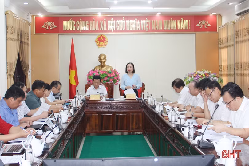 Rà soát kỹ, sớm hoàn thiện các tờ trình, dự thảo nghị quyết trình Kỳ họp thứ 8, HĐND tỉnh khóa XVIII