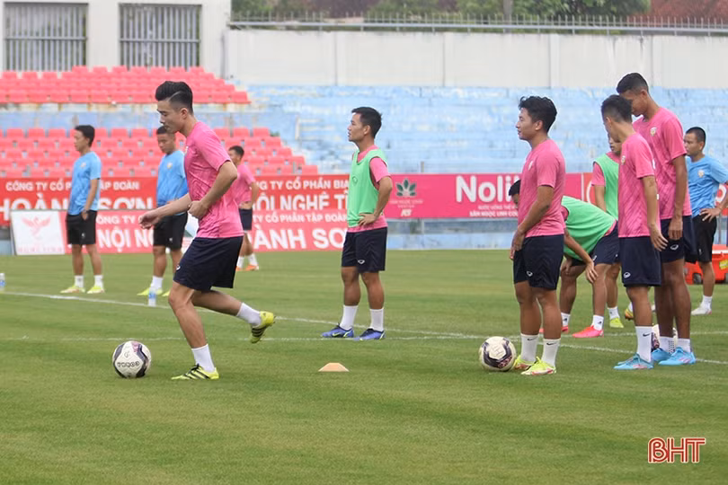 Hồng Lĩnh Hà Tĩnh sẵn sàng tiếp Becamex Bình Dương trên sân nhà