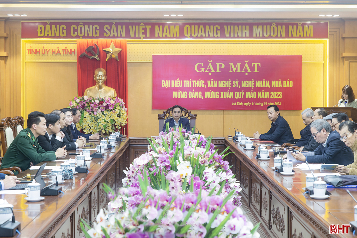Đội ngũ trí thức, văn nghệ sỹ tiếp tục phát huy sức sáng tạo, đóng góp cho sự phát triển của Hà Tĩnh