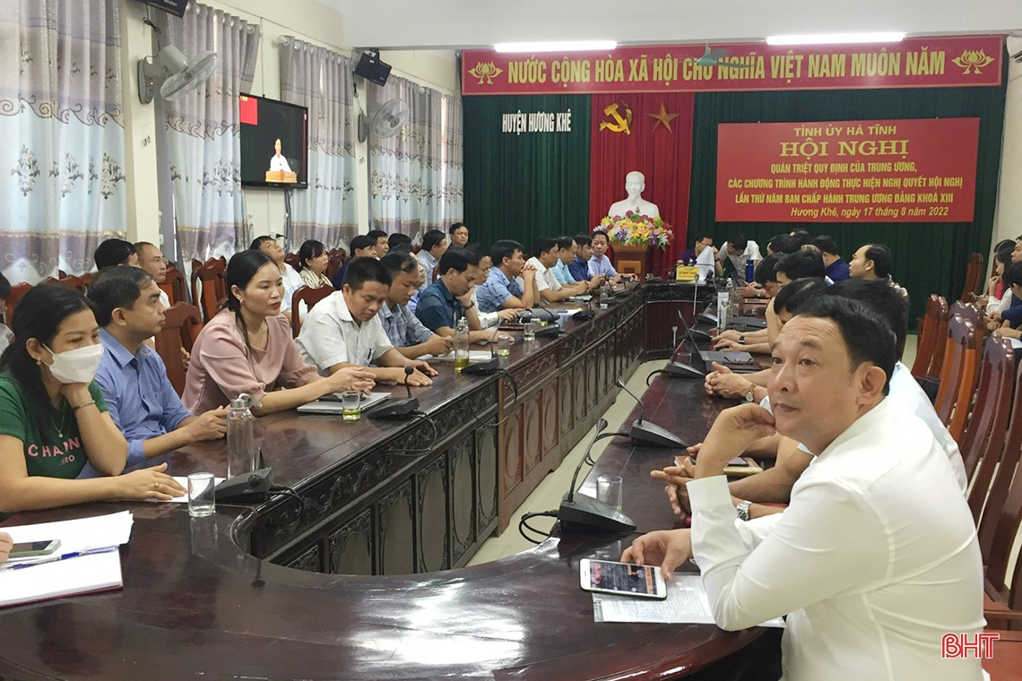 Tập trung chỉ đạo và tổ chức thực hiện hiệu quả các nghị quyết của Trung ương, của tỉnh