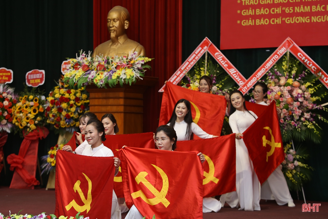 Hà Tĩnh long trọng kỷ niệm 97 năm Ngày Báo chí cách mạng Việt Nam, 30 năm thành lập Hội Nhà báo tỉnh