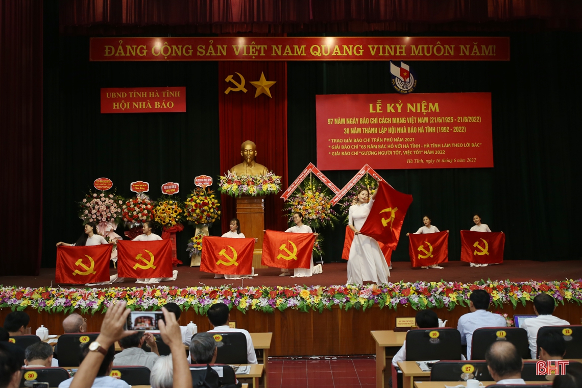 Hà Tĩnh long trọng kỷ niệm 97 năm Ngày Báo chí cách mạng Việt Nam, 30 năm thành lập Hội Nhà báo tỉnh