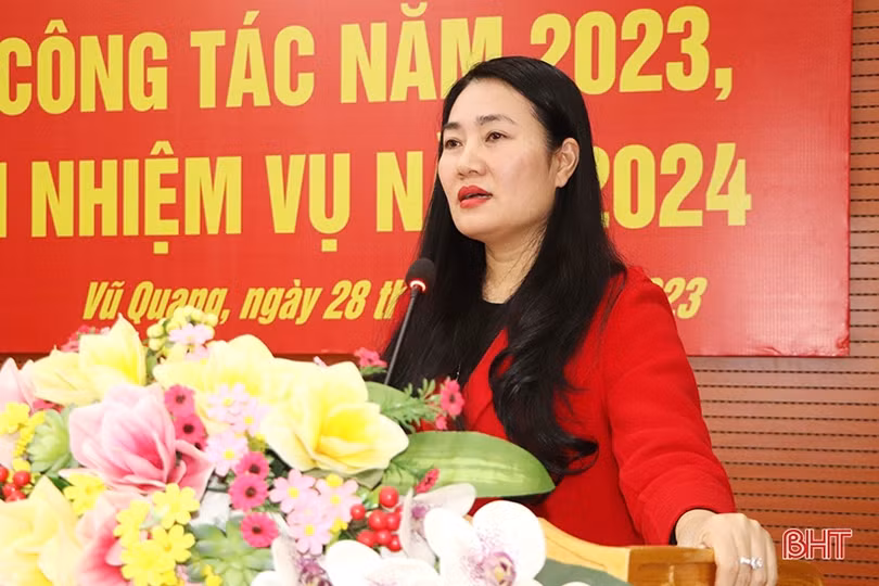 Tăng cường công tác xây dựng Đảng và hệ thống chính trị trong sạch, vững mạnh