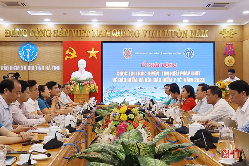 Mềm hóa công tác tuyên truyền, đưa pháp luật đến gần với người dân