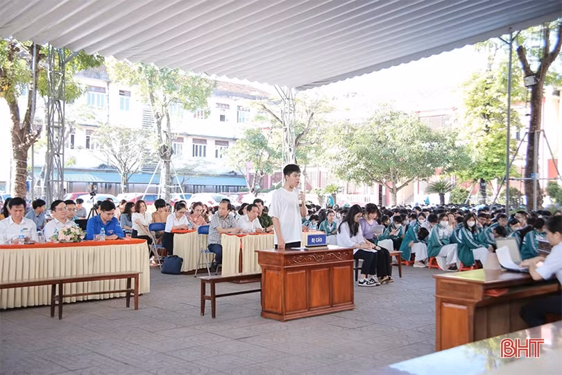 Mềm hóa công tác tuyên truyền, đưa pháp luật đến gần với người dân