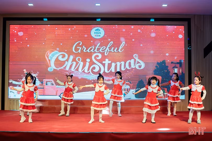 Grateful Christmas - buổi hòa nhạc từ thiện tiếng Anh ý nghĩa do học sinh Trung tâm Anh ngữ MSN thể hiện