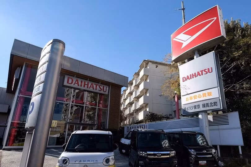 Daihatsu tạm ngừng sản xuất xe do bê bối gian lận thử nghiệm an toàn