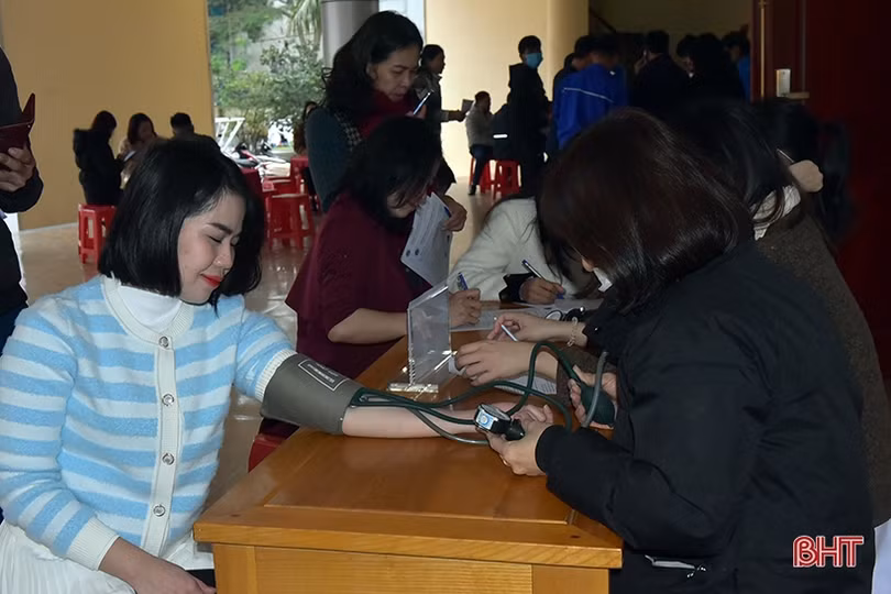 Ngày hội hiến máu tình nguyện ở Hương Khê thu về 282 đơn vị máu