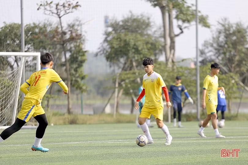 U19 Hồng Lĩnh Hà Tĩnh tích cực “rèn quân” cho vòng loại quốc gia