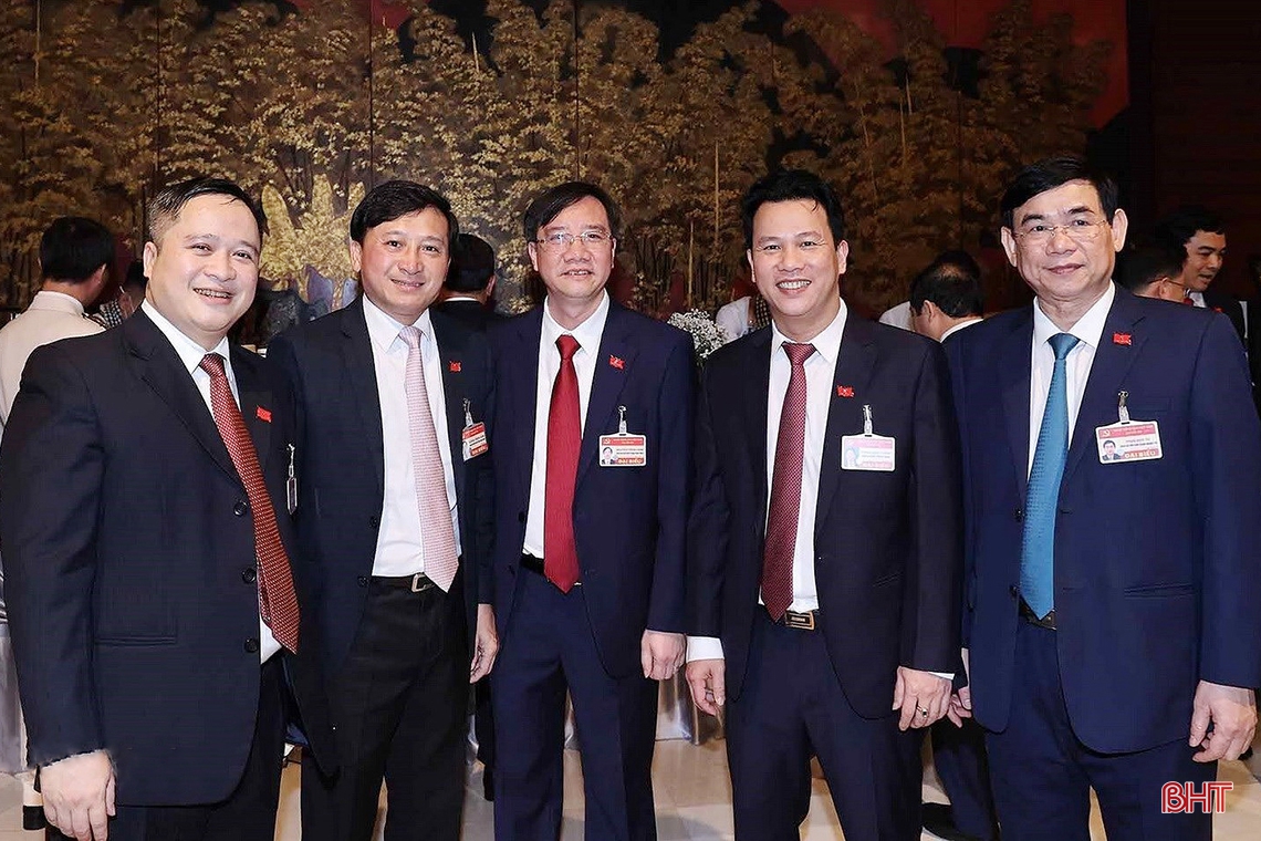 Đoàn đại biểu Hà Tĩnh tại Đại hội XIII của Đảng