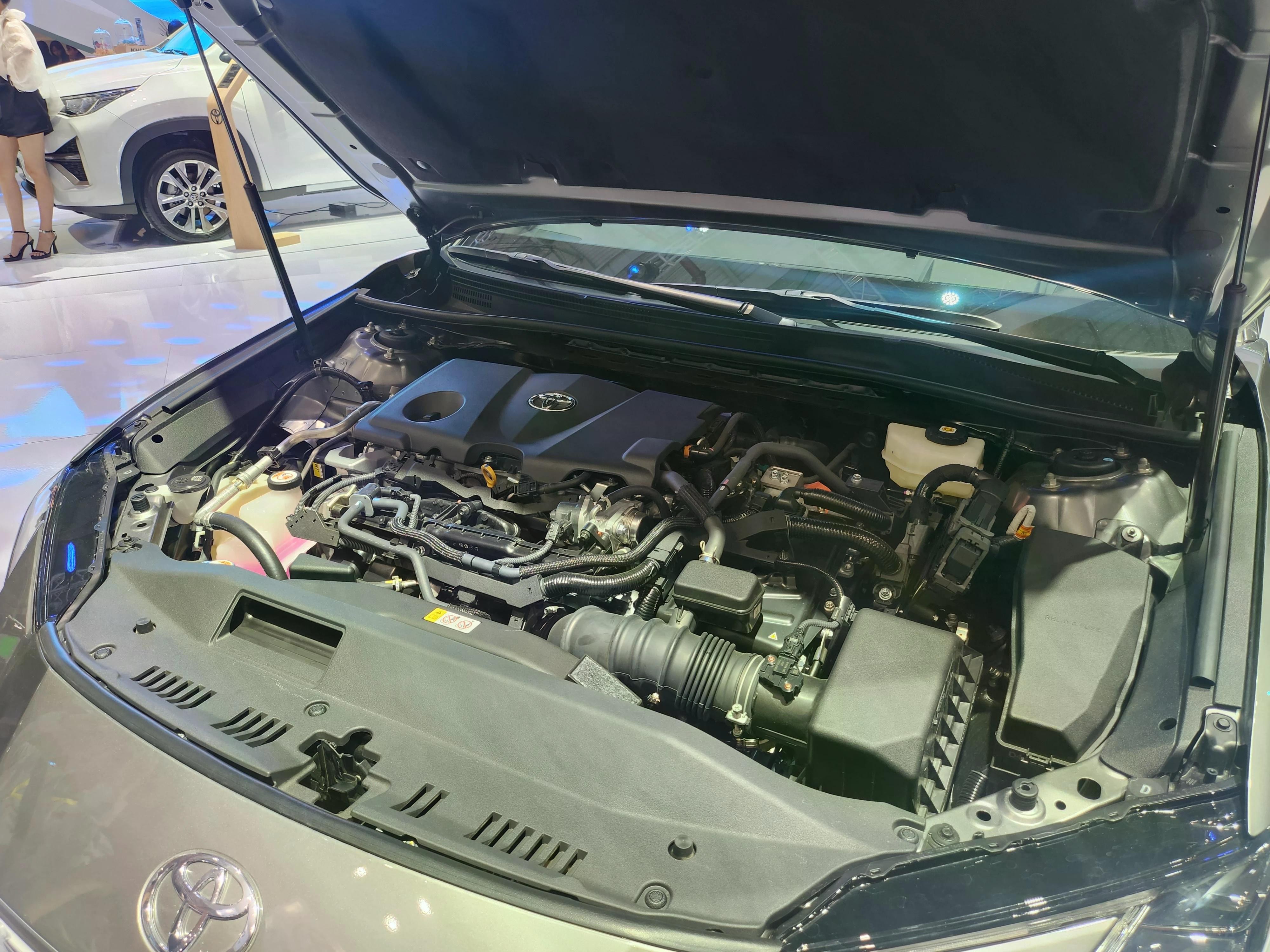 Hệ truyền động của Toyota Camry Hybrid.
