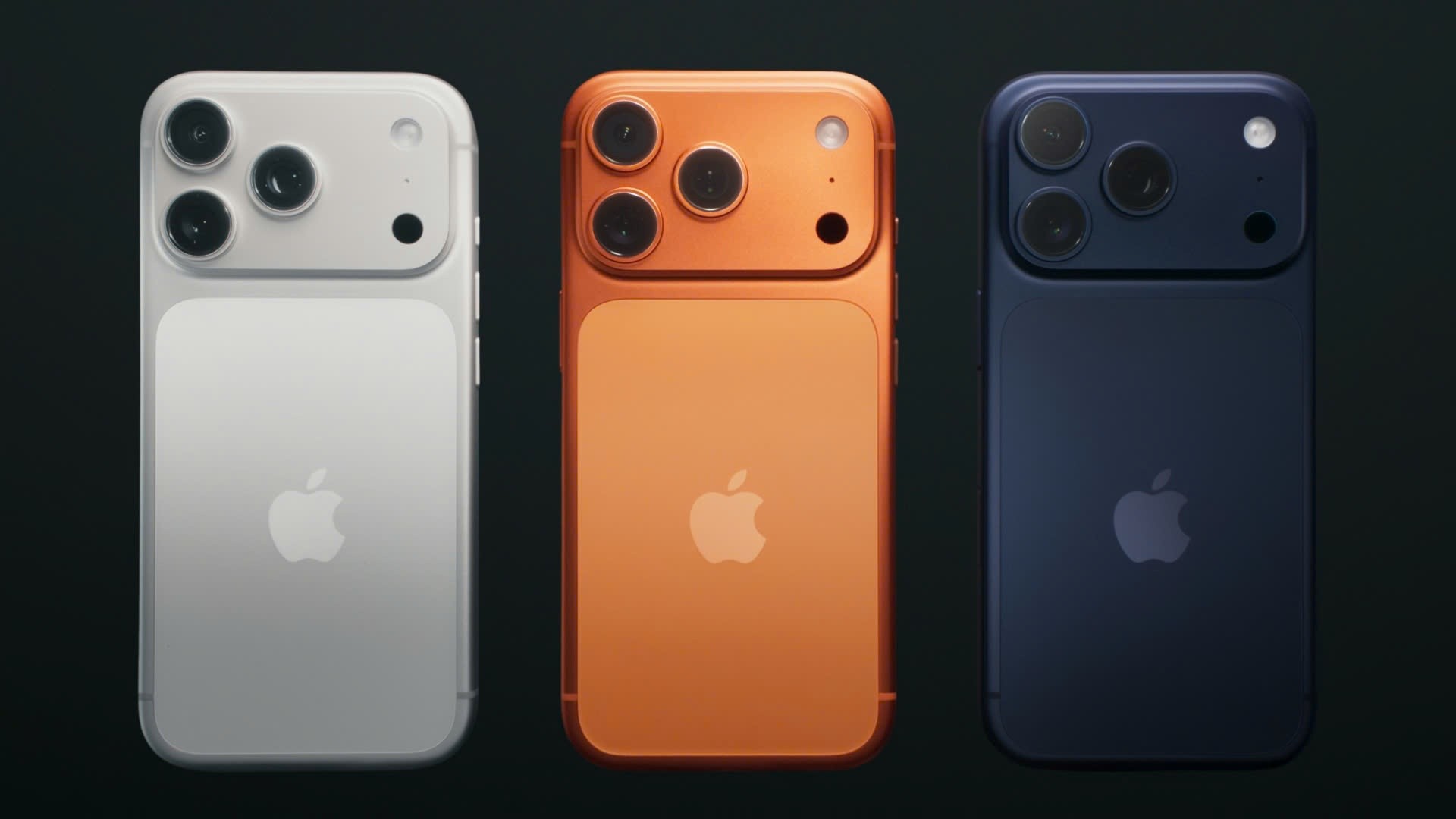 Ba màu sắc trên thế hệ iPhone Pro mới nhất.