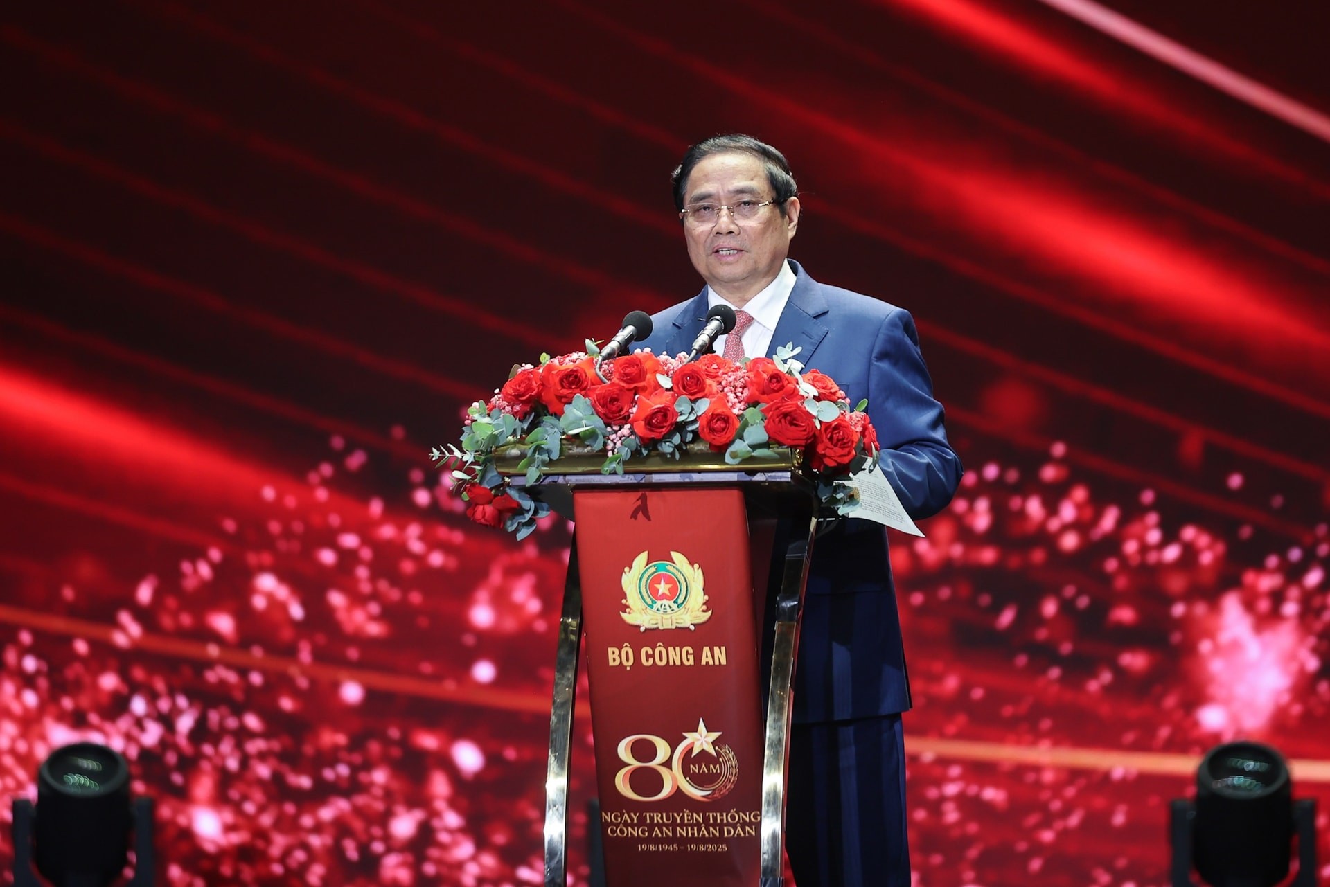 Thủ tướng Phạm Minh Chính phát biểu chỉ đạo tại Đại hội Thi đua "Vì an ninh Tổ quốc" lần thứ IX - Ảnh: VGP/Nhật Bắc