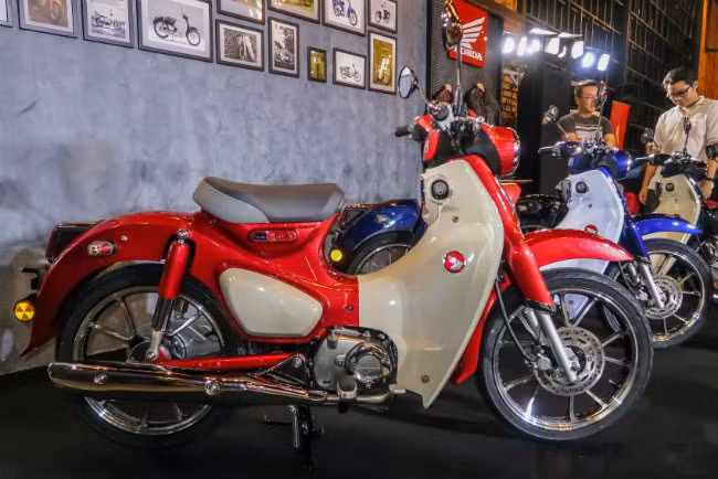 Honda Super Cub 125 tại Malaysia rẻ hơn ở Việt Nam 7 triệu đồng