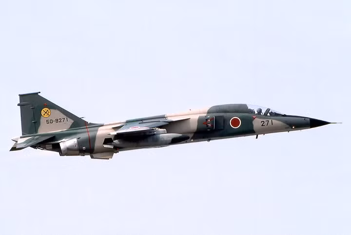 suc manh tiem kich sieu am mitsubishi f 1 cua nhat ban