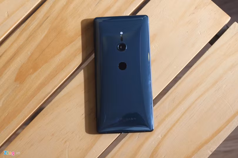 mo hop va trai nghiem sony xperia xz2 chinh hang dau tien tai viet nam