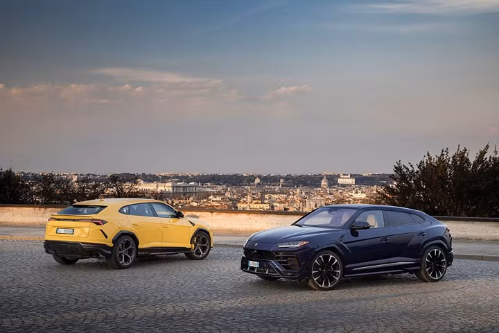 chum anh lamborghini urus tren khap the gioi