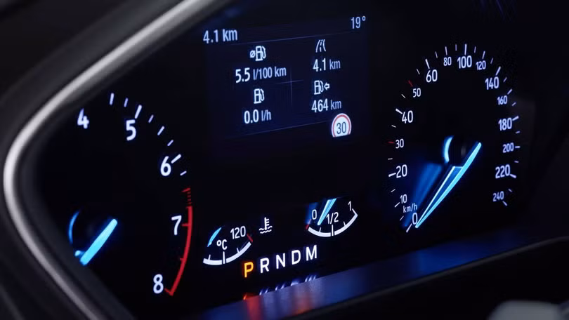 anh ford focus 2019 lot xac toan dien