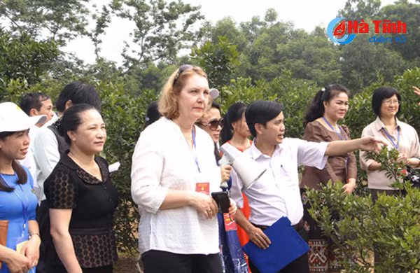 video ve dep ntm ha tinh niu buoc doan dai su quan