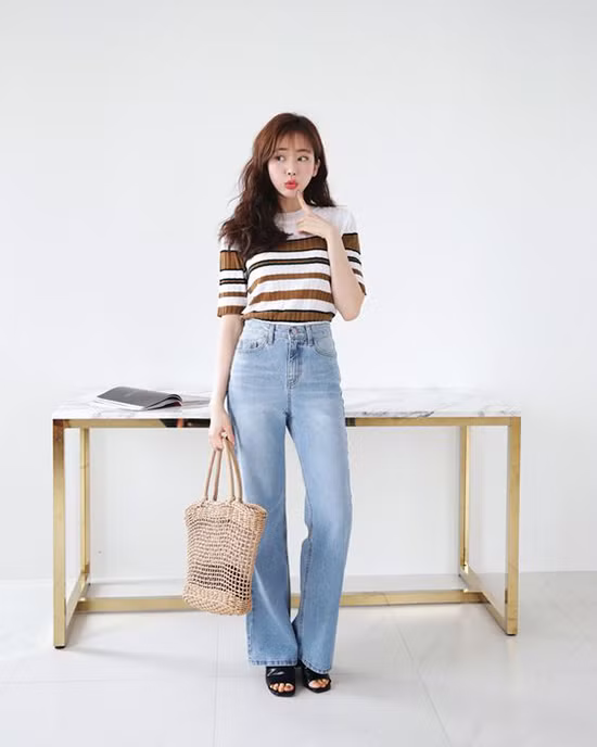 Phối đồ cùng túi nan, túi cói hot trend mùa hè
