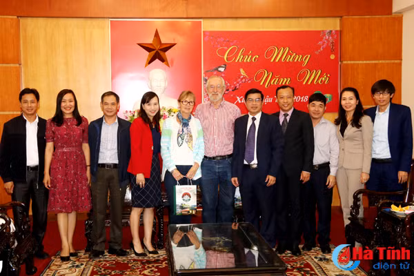 hoi huu nghi cotes d armor de xuat thanh lap trung tam van hoa phap viet