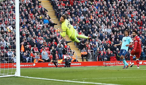 liverpool 3 0 bournemouth salah khong ngung no sung