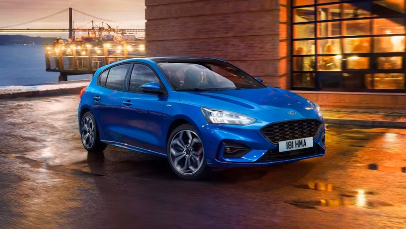 anh ford focus 2019 lot xac toan dien