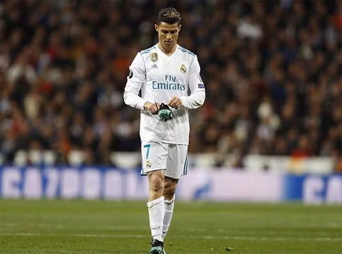 nhung dieu ban bo lo o loat tran champions league dem qua