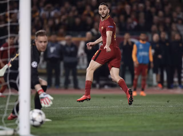tai hien dem nou camp dien ro as roma loai soc barca