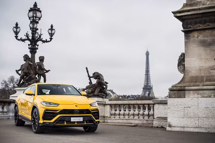 chum anh lamborghini urus tren khap the gioi