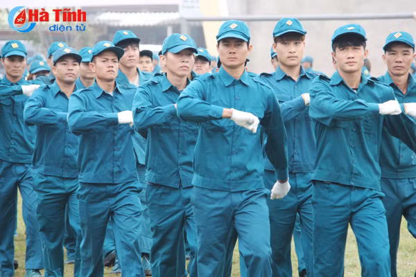 dan quan nghi xuan thi nem luu dan danh dich doi khang