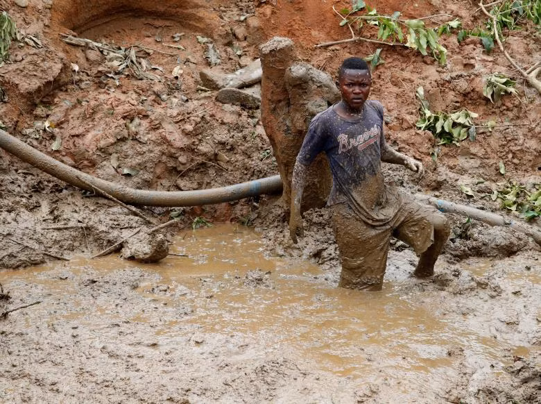 nhoc nhan dai vang muu sinh o congo