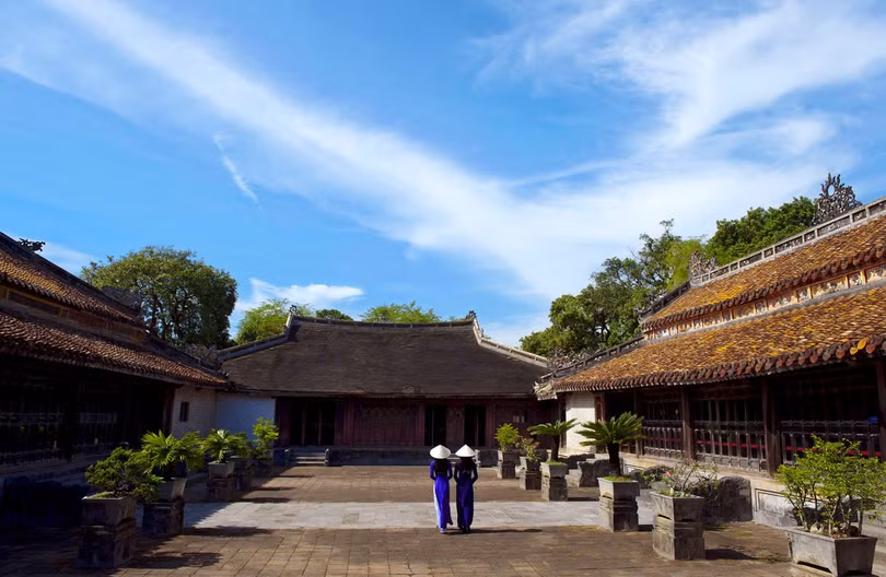 ba lang tam nhung vi vua trieu nguyen