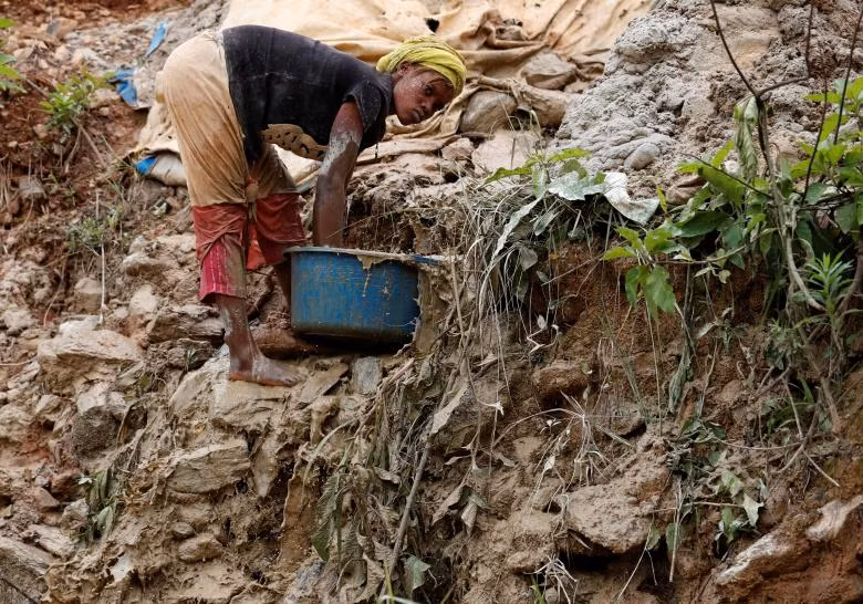 nhoc nhan dai vang muu sinh o congo