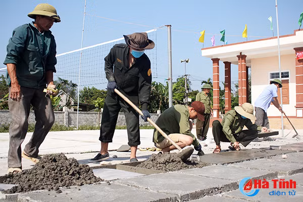 hon 230 hoc vien an ninh tham gia xay dung ntm tai can loc