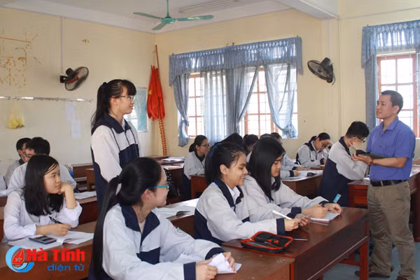 Học bổng 6,2 tỷ đồng và thành tích đáng nể của nữ sinh trường Chuyên Hà Tĩnh