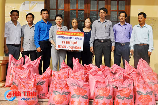 cac dia phuong don vi tiep tuc ho tro nguoi dan vung lu ha tinh