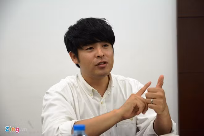 Lee Dong-jun cho rằng trận đấu ngày 23/10 có ý nghĩa rất quan trọng với Lương Xuân Trường. Ảnh: Nguyễn Đăng. xuan truong da chinh tran thu 2 o k league
