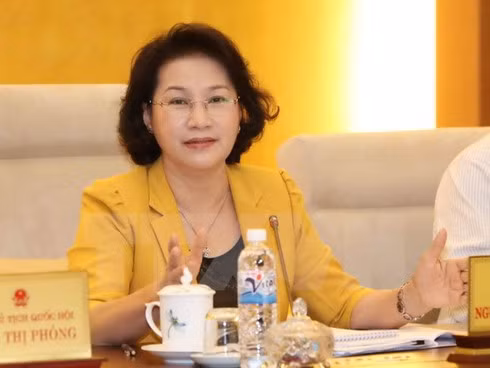 chu tich quoc hoi keu goi dai bieu ung ho dong bao mien trung