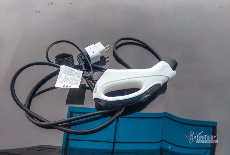 Giá xe ô tô điện 150 triệu hot nhất Trung Quốc đã về Việt Nam