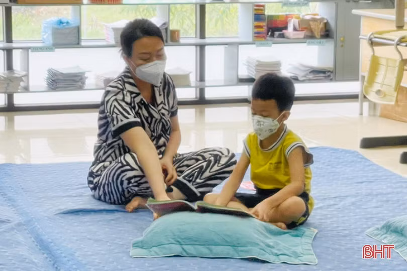 Các “chiến binh nhí” Trường Phổ thông liên cấp Albert Einstein Hà Tĩnh bắt nhịp tốt ở khu cách ly