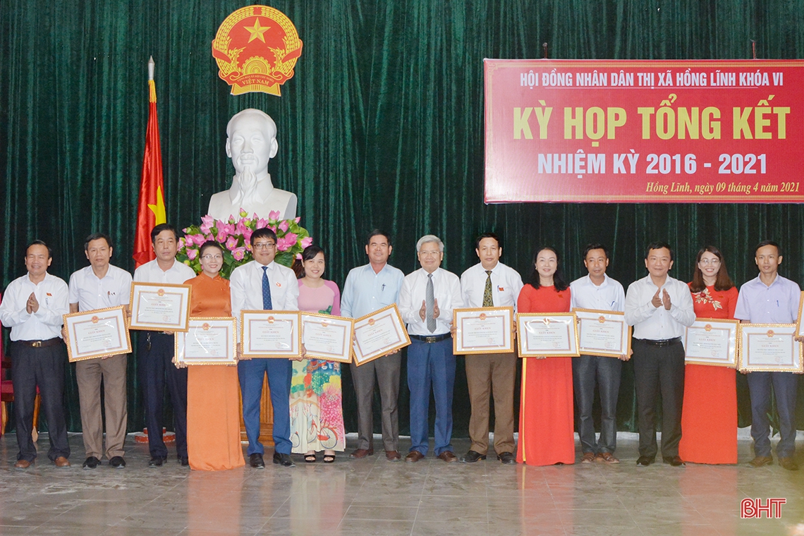 Nắm bắt thực tiễn, phản ánh tâm tư nguyện vọng của cử tri một cách trung thực, trách nhiệm đến HĐND tỉnh