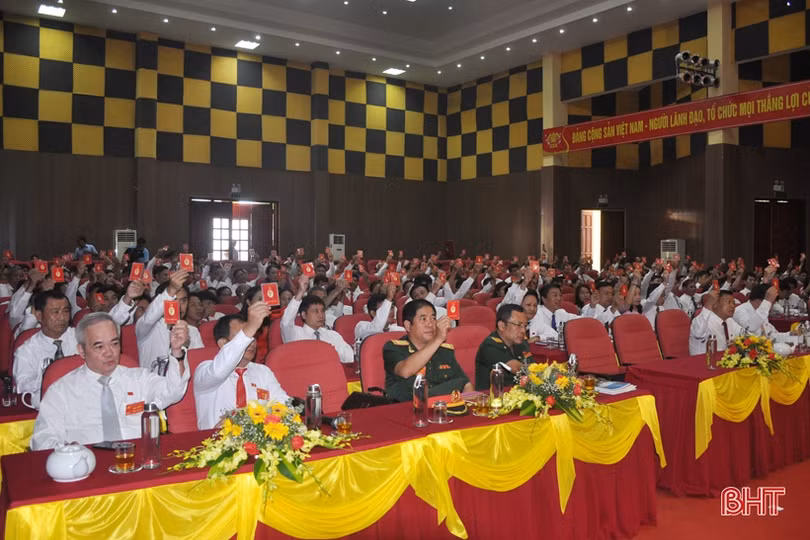 Tạo đột phá, đưa Hương Khê phát triển nhanh, bền vững, sớm đạt chuẩn huyện nông thôn mới
