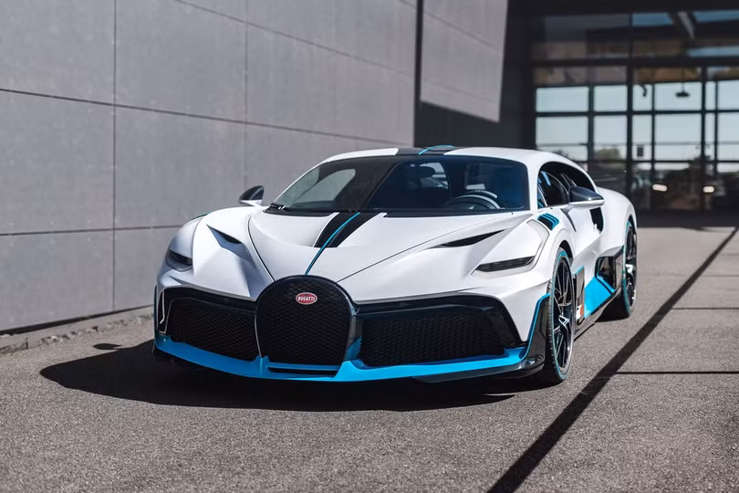 Siêu xe 1.500 mã lực giá 6 triệu USD của Bugatti xuất xưởng