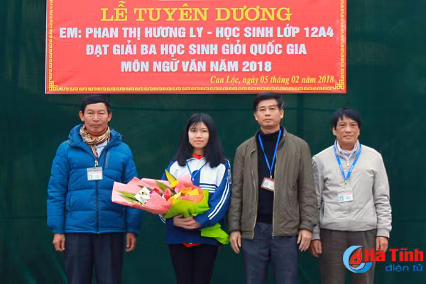 truong huyen 56 nam lan dau tien duoc tuyen duong hoc sinh gioi quoc gia