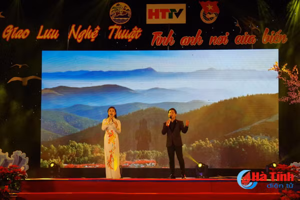 dac sac dem giao luu nghe thuat tinh anh noi cua bien