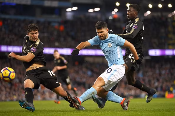 de bruyne vuot mat messi jamie vardy di vao lich su nha